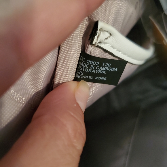 Michael Kors Abbey Medium Optic White Backpack main image 10